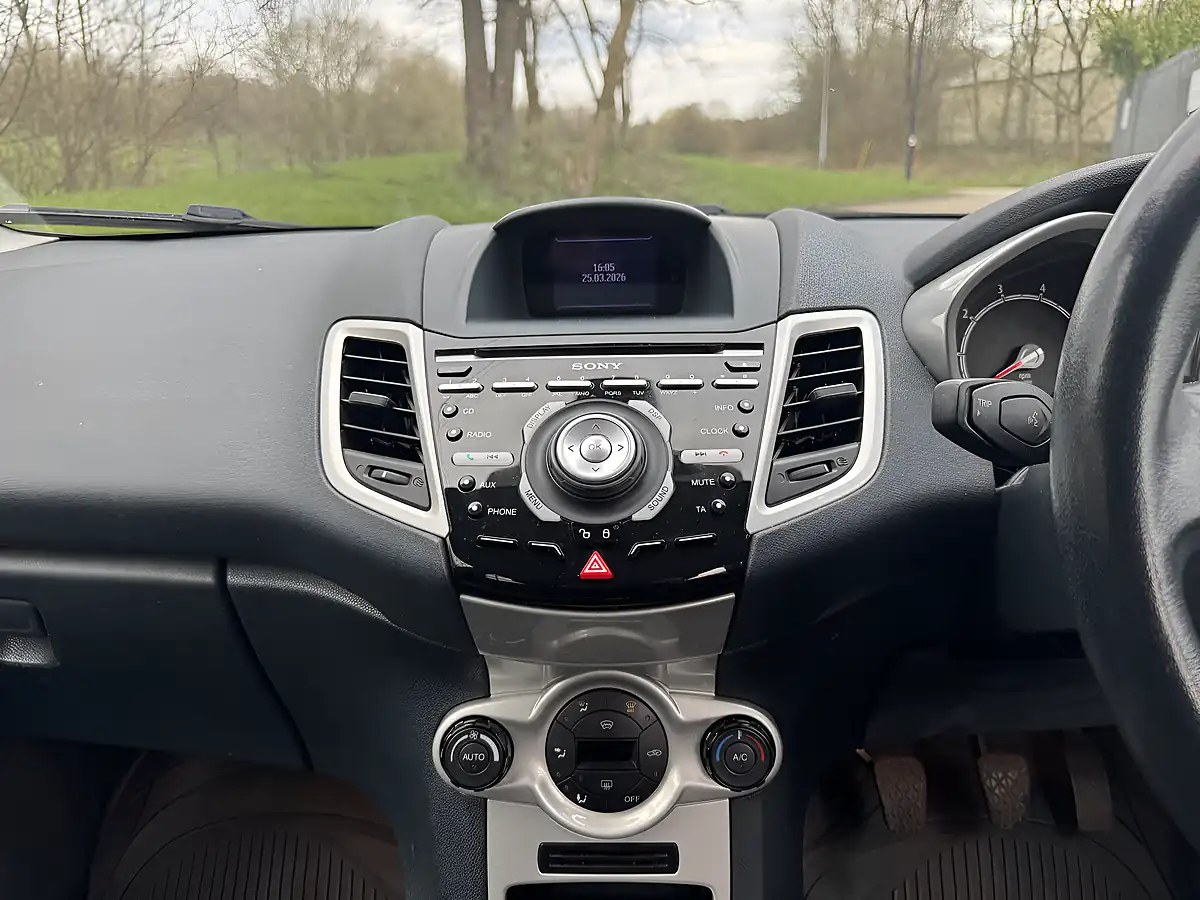 Used 2012 Ford Fiesta Titanium Black - Interior and Exterior details 13