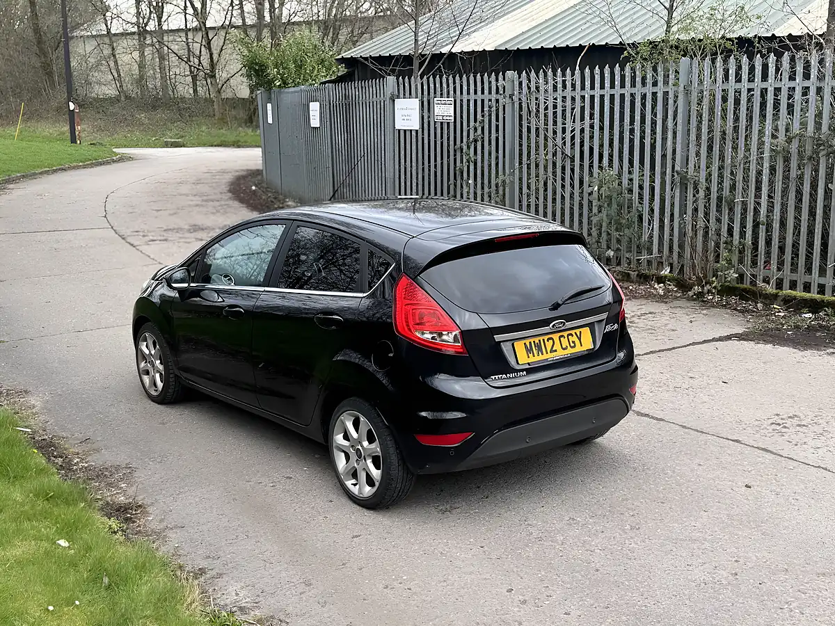 Used 2012 Ford Fiesta Titanium Black - Interior and Exterior details 5