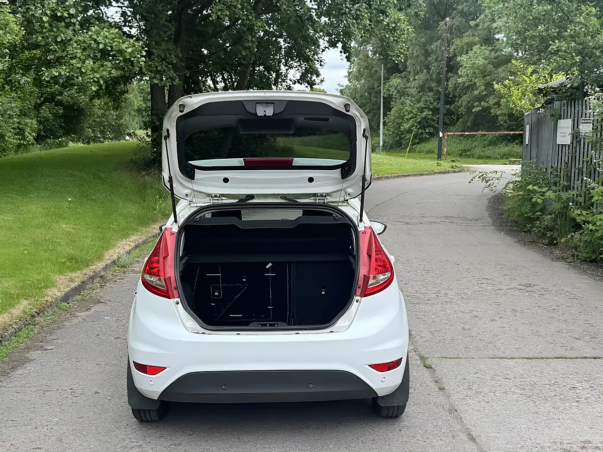 Used 2012 Ford Fiesta Titanium White - Interior and Exterior details 11