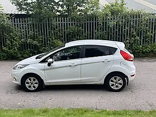Used 2012 Ford Fiesta Titanium White - Interior and Exterior details 5