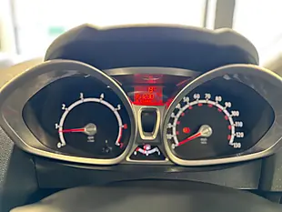 Used 2012 Ford Fiesta Titanium White - Interior and Exterior details 13