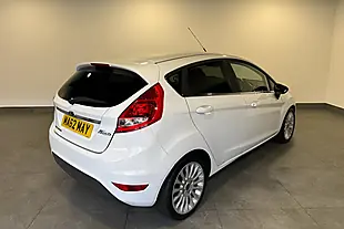 Used 2012 Ford Fiesta Titanium White - Interior and Exterior details 3