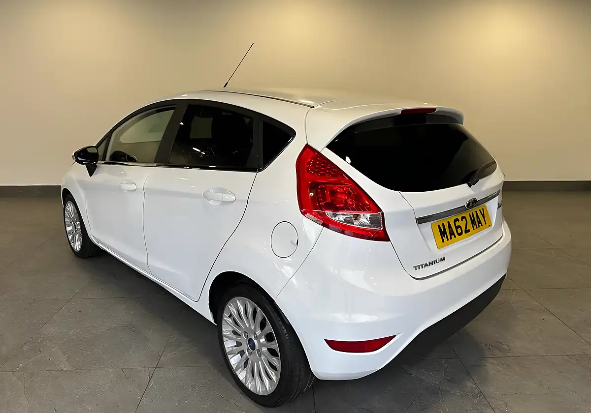 Used 2012 Ford Fiesta Titanium White - Interior and Exterior details 5