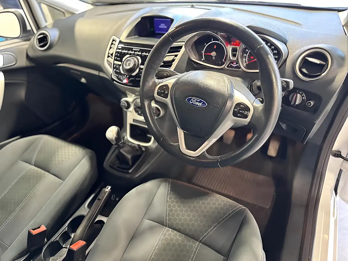 Used 2012 Ford Fiesta Titanium White - Interior and Exterior details 9