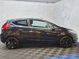 Used 2012 Ford Fiesta Zetec Black - Interior and Exterior details 10