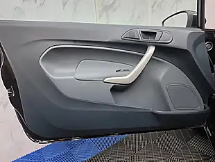 Used 2012 Ford Fiesta Zetec Black - Interior and Exterior details 18