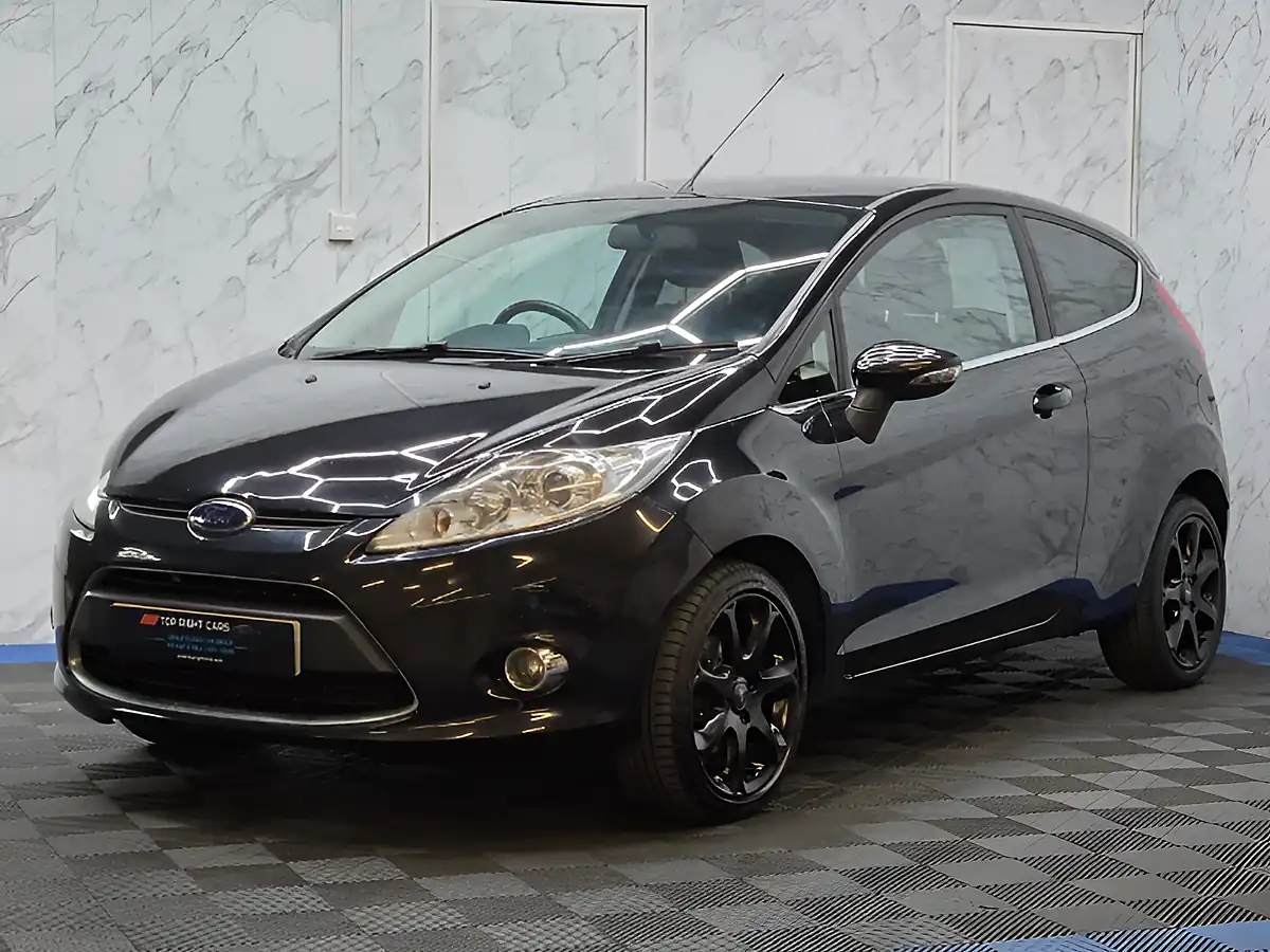 Used 2012 Ford Fiesta Zetec Black - Interior and Exterior details 4