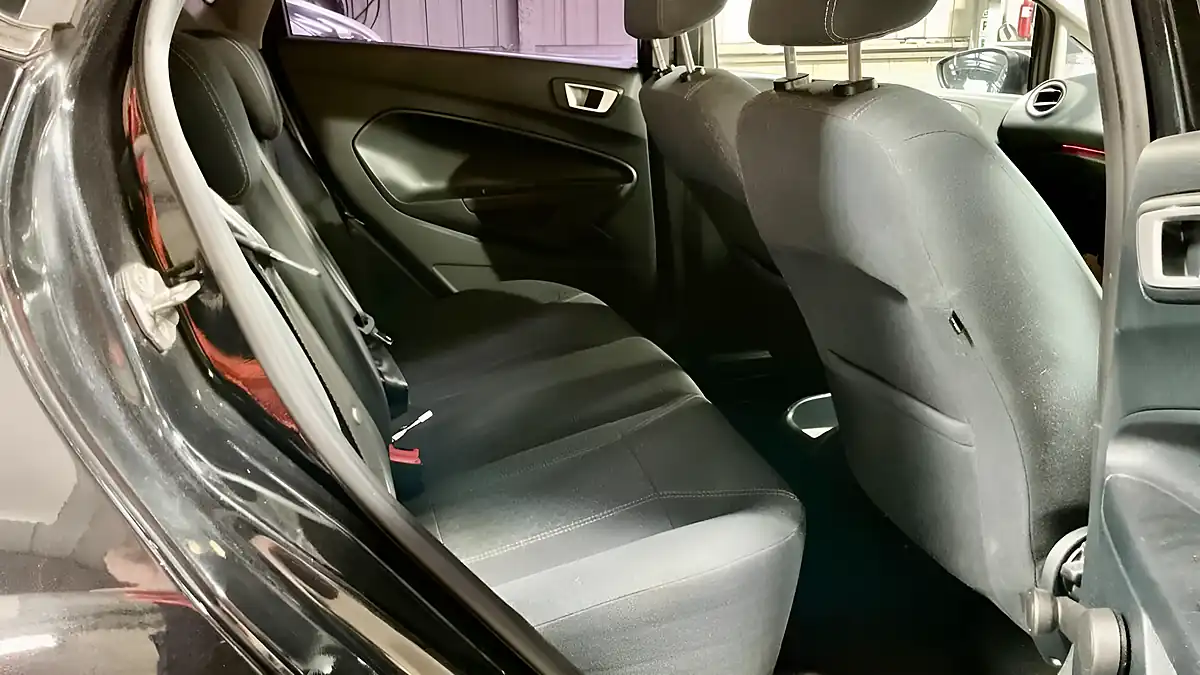 Used 2012 Ford Fiesta Zetec Black - Interior and Exterior details 10