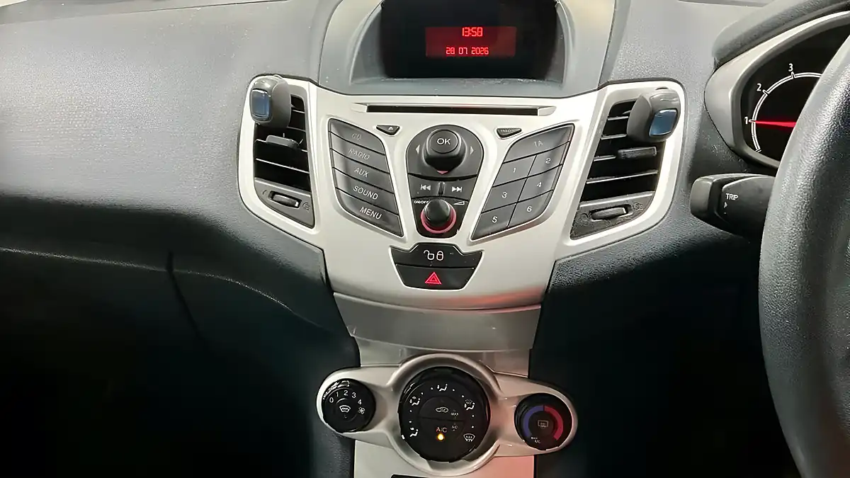 Used 2012 Ford Fiesta Zetec Black - Interior and Exterior details 9
