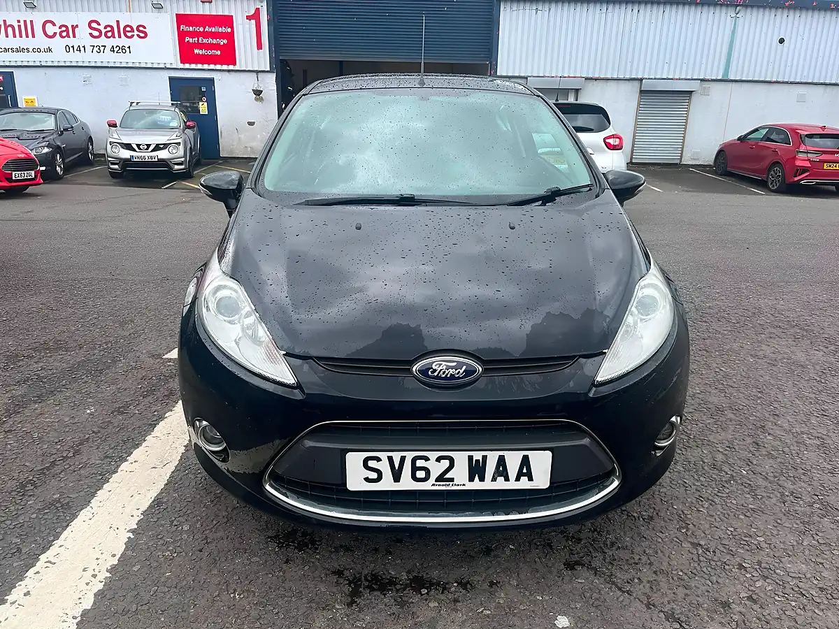 Used 2012 Ford Fiesta Zetec Black - Interior and Exterior details 2