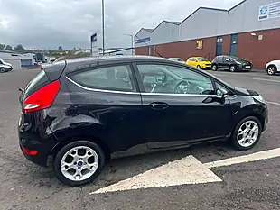 Used 2012 Ford Fiesta Zetec Black - Interior and Exterior details 4