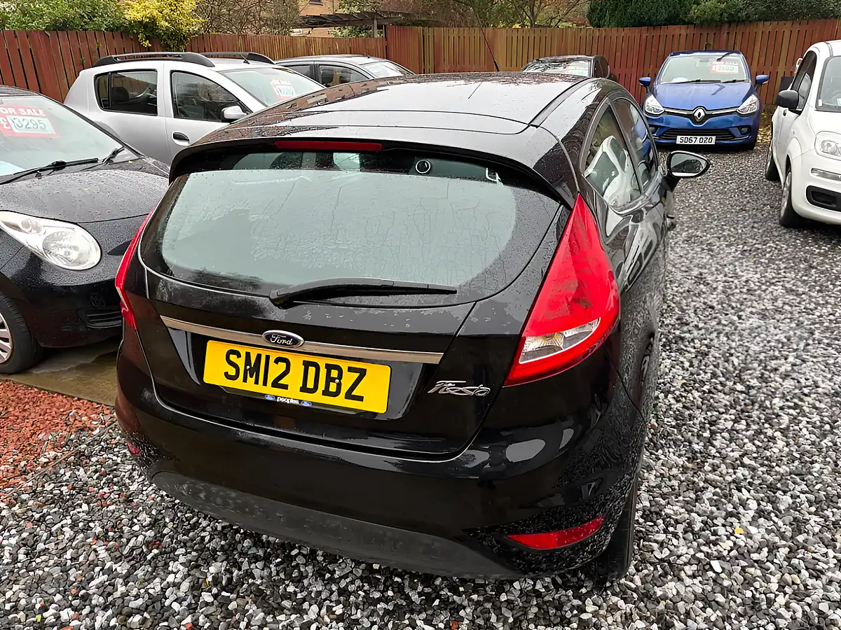 Used 2012 Ford Fiesta Zetec Black - Interior and Exterior details 14