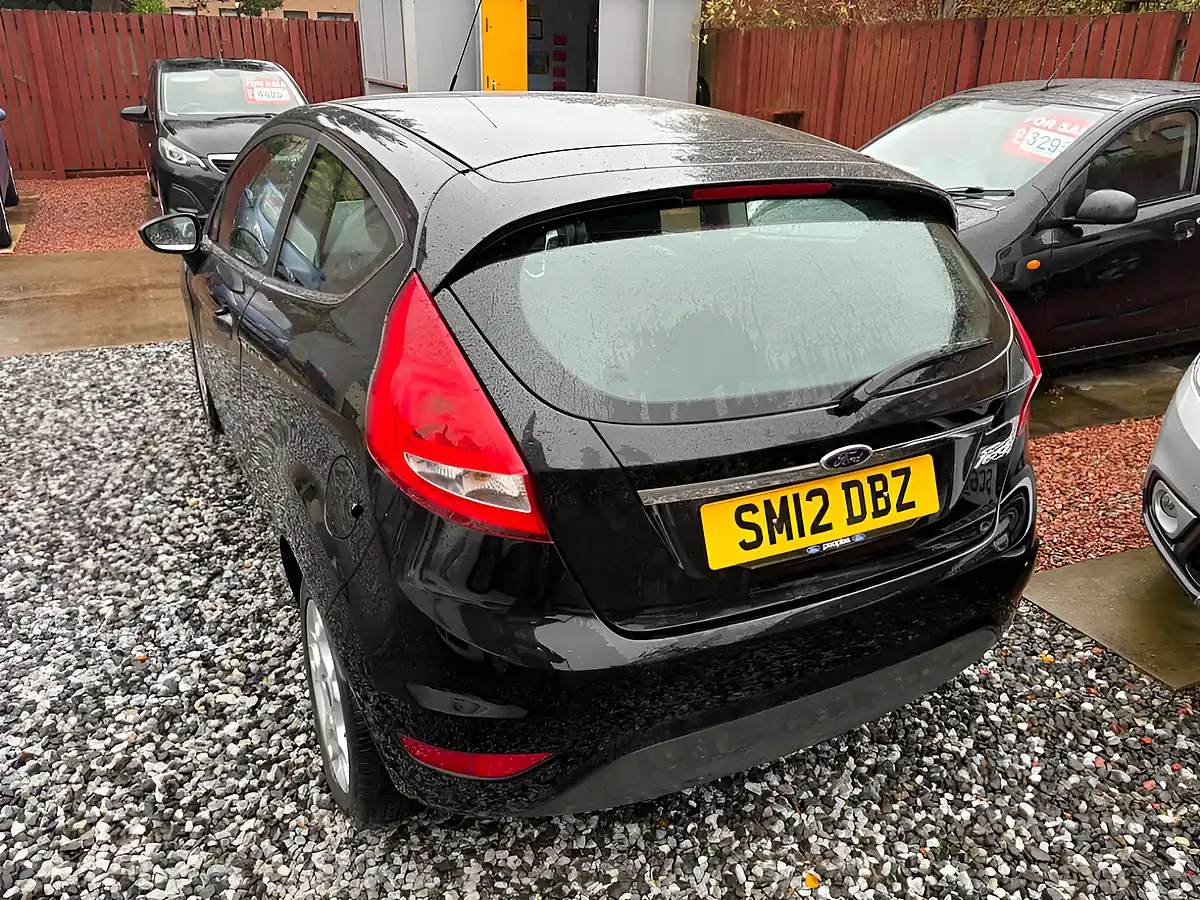 Used 2012 Ford Fiesta Zetec Black - Interior and Exterior details 18