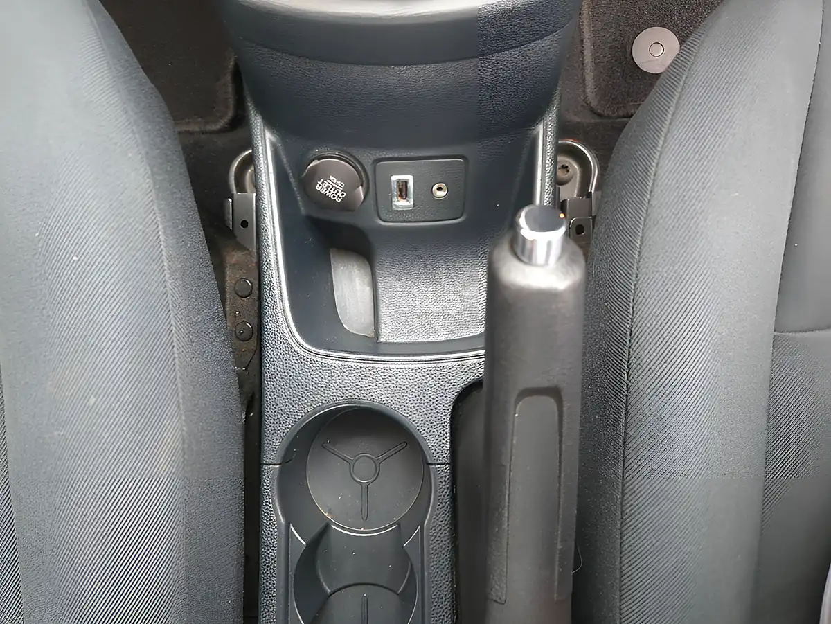 Used 2012 Ford Fiesta Zetec Blue - Interior and Exterior details 10