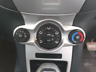 Used 2012 Ford Fiesta Zetec Blue - Interior and Exterior details 15