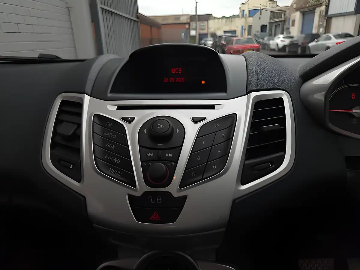 Used 2012 Ford Fiesta Zetec Blue - Interior and Exterior details 8