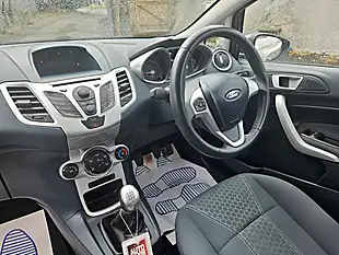 Used 2012 Ford Fiesta Zetec Blue - Interior and Exterior details 11