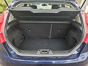 Used 2012 Ford Fiesta Zetec Blue - Interior and Exterior details 17