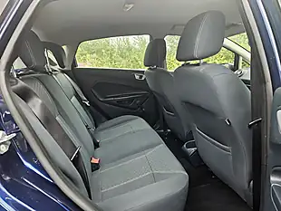 Used 2012 Ford Fiesta Zetec Blue - Interior and Exterior details 18