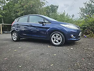 Used 2012 Ford Fiesta Zetec Blue - Interior and Exterior details 4