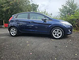 Used 2012 Ford Fiesta Zetec Blue - Interior and Exterior details 5