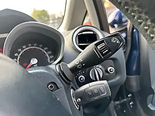 Used 2012 Ford Fiesta Zetec Blue - Interior and Exterior details 16