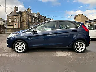 Used 2012 Ford Fiesta Zetec Blue - Interior and Exterior details 7