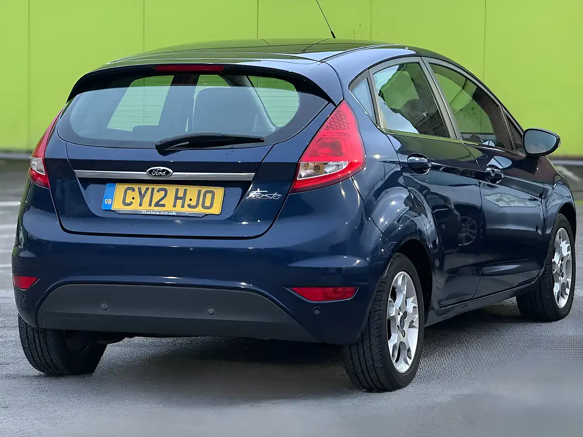 Used 2012 Ford Fiesta Zetec Blue - Interior and Exterior details 4