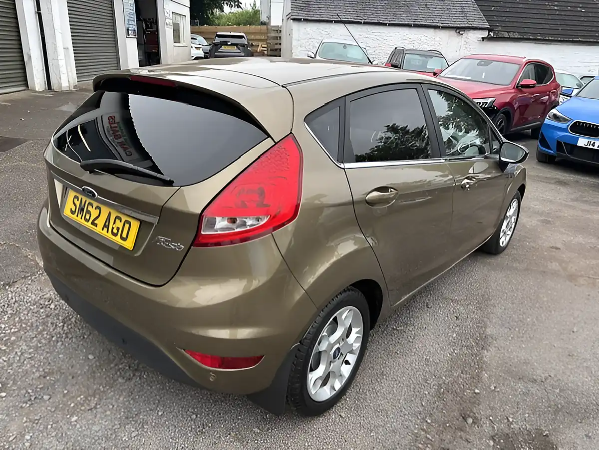 Used 2012 Ford Fiesta Zetec Brown - Interior and Exterior details 7