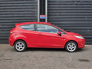 Used 2012 Ford Fiesta Zetec Red - Interior and Exterior details 10
