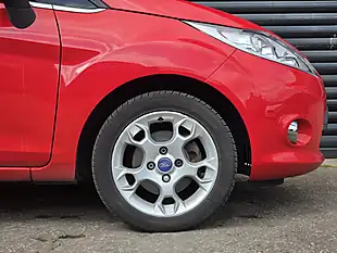 Used 2012 Ford Fiesta Zetec Red - Interior and Exterior details 11