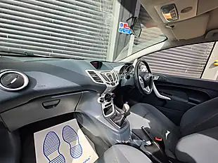 Used 2012 Ford Fiesta Zetec Red - Interior and Exterior details 5