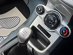 Used 2012 Ford Fiesta Zetec Red - Interior and Exterior details 8
