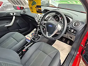 Used 2012 Ford Fiesta Zetec Red - Interior and Exterior details 11