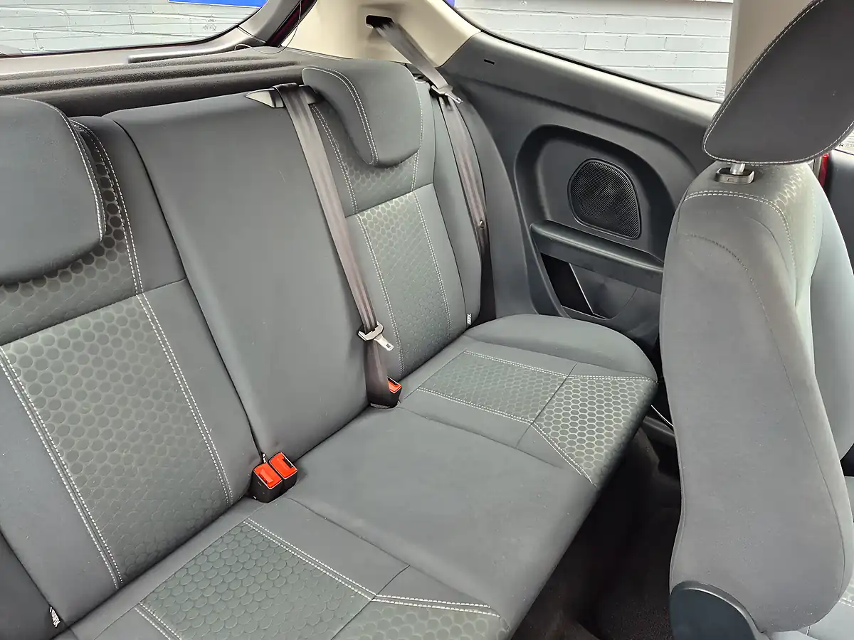 Used 2012 Ford Fiesta Zetec Red - Interior and Exterior details 14