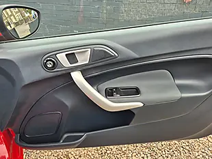 Used 2012 Ford Fiesta Zetec Red - Interior and Exterior details 16