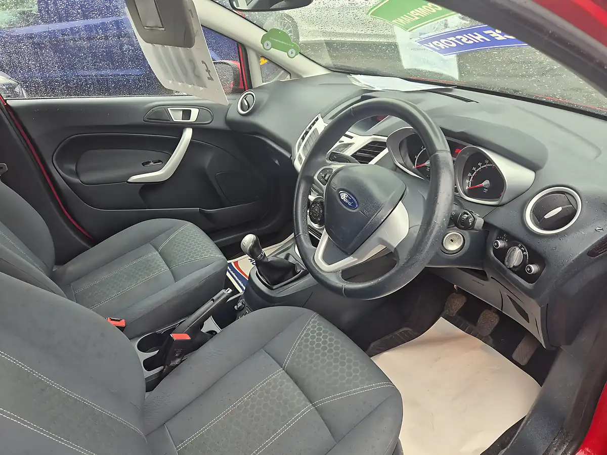 Used 2012 Ford Fiesta Zetec Red - Interior and Exterior details 8