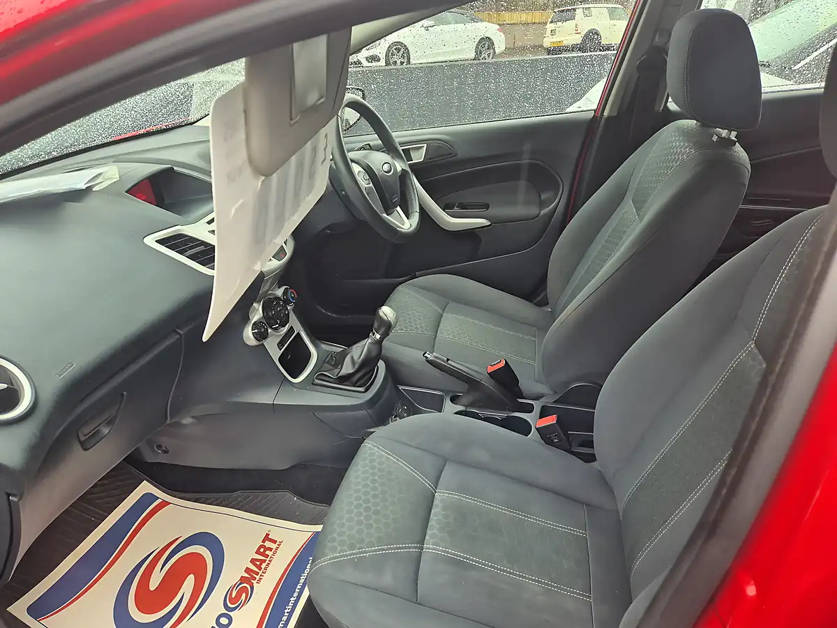 Used 2012 Ford Fiesta Zetec Red - Interior and Exterior details 9
