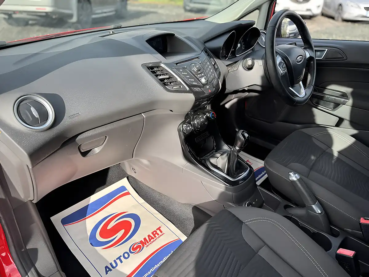 Used 2012 Ford Fiesta Zetec Red - Interior and Exterior details 18