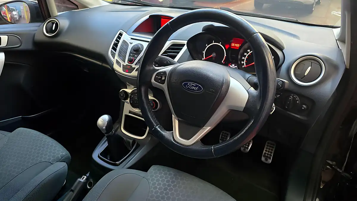 Used 2012 Ford Fiesta Zetec S Black - Interior and Exterior details 10