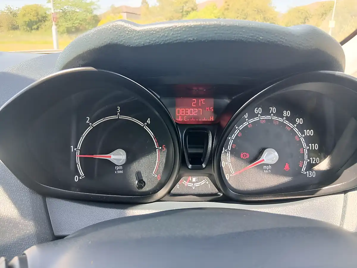 Used 2012 Ford Fiesta Zetec S Red - Interior and Exterior details 15