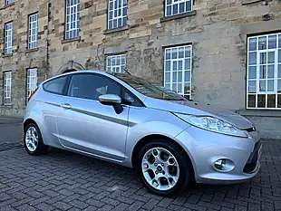 Used 2012 Ford Fiesta Zetec Silver - Interior and Exterior details 7