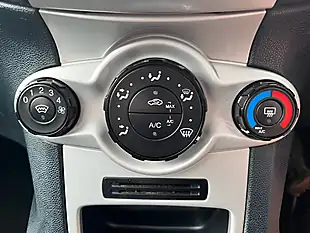 Used 2012 Ford Fiesta Zetec White - Interior and Exterior details 18