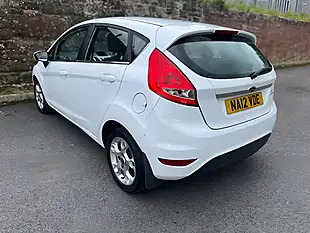 Used 2012 Ford Fiesta Zetec White - Interior and Exterior details 5