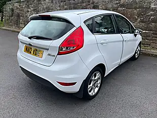 Used 2012 Ford Fiesta Zetec White - Interior and Exterior details 7