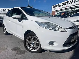 Used 2012 Ford Fiesta Zetec White - Interior and Exterior details 7