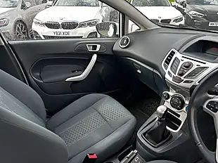 Used 2012 Ford Fiesta Zetec White - Interior and Exterior details 11