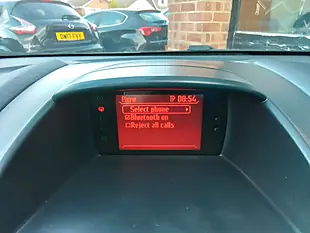Used 2012 Ford Fiesta Zetec White - Interior and Exterior details 17