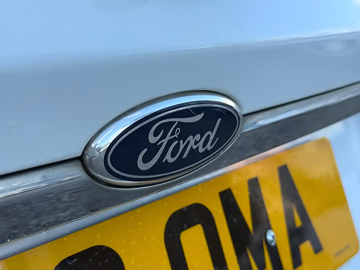 Used 2012 Ford Fiesta Zetec White - Interior and Exterior details 19