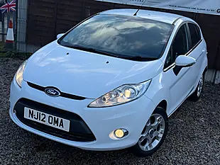 Used 2012 Ford Fiesta Zetec White - Interior and Exterior details 3